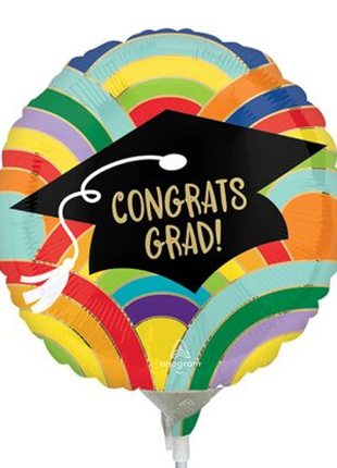 Globo de 9 pulgadas con anagrama "Felicidades Graduado", arcoíris (se requiere sellado térmico)