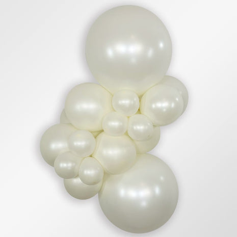 18in Sempertex Silk Oyster White 25ct