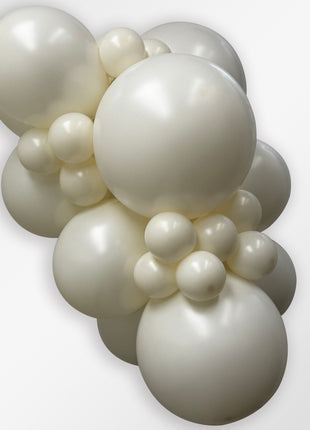 11in Sempertex Deluxe Almond White 100ct