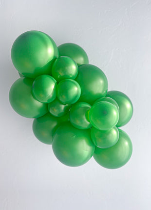 11in Tuftex Metallic Green 100ct